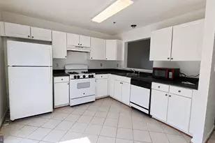120 Royalty Cir, Owings Mills, MD 21117 - Photo 5