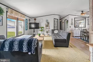 8 Elinor Ln, Sparrows Point, MD 21219 - Photo 9