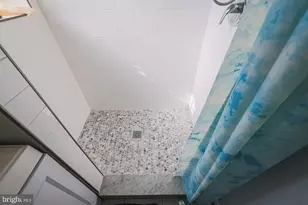 1024 Kenilworth Dr, Towson, MD 21204 - Photo 29