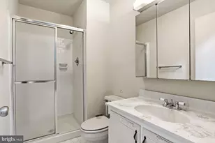 28 Valley Crossing Cir, Cockeysville, MD 21030 - Photo 29