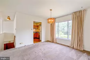 6812 Fox Meadow Rd, Baltimore, MD 21207 - Photo 9