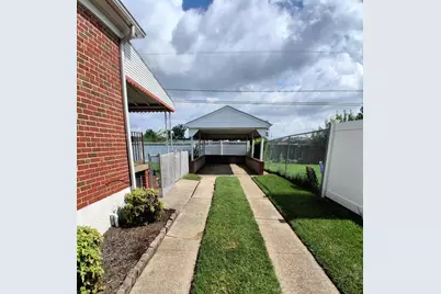 7926 Diehlwood Road, Baltimore, MD 21222 - Photo 3
