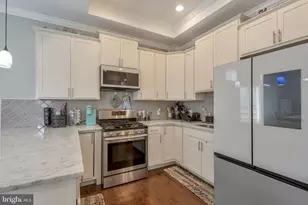 4501 Forest View Ave, Baltimore, MD 21206 - Photo 9
