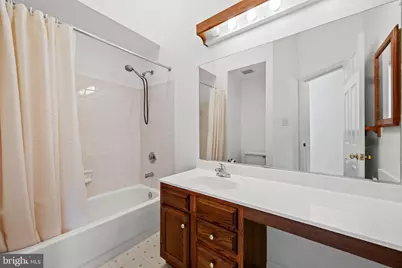 2724 Quarry Heights Way, Baltimore, MD 21209 - Photo 17