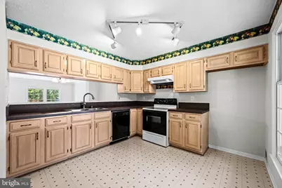 2724 Quarry Heights Way, Baltimore, MD 21209 - Photo 7