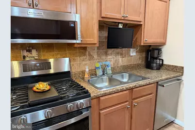 1 Suntop Court #202, Baltimore, MD 21209 - Photo 9