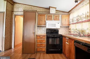 107 Lariat Rd, Middle River, MD 21220 - Photo 9