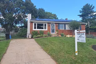 4 Fairbridge Ct, Owings Mills, MD 21117 - Photo 1