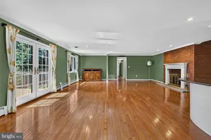 17 Ivy Hill Ct, Cockeysville, MD 21030 - Photo 11