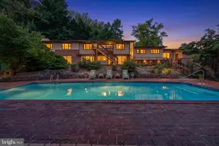 17 Ivy Hill Ct, Cockeysville, MD 21030 - Photo 1