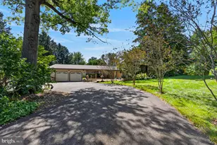 17 Ivy Hill Ct, Cockeysville, MD 21030 - Photo 3