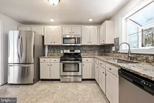9 Three Willows Ct, Baltimore, MD 21228 - Photo 13