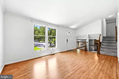 9 Three Willows Ct, Baltimore, MD 21228 - Photo 5