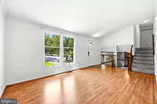 9 Three Willows Ct, Baltimore, MD 21228 - Photo 5