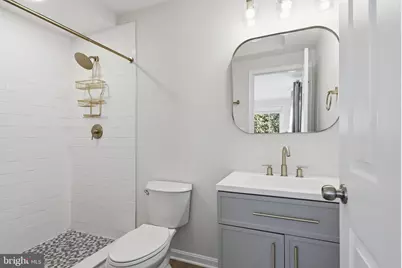 405 S Taylor Avenue, Essex, MD 21221 - Photo 17