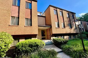9 Suntop Ct, Baltimore, MD 21209 - Photo 1