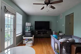 228 Oak Leaf, Halethorpe, MD 21227 - Photo 17