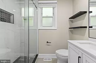 3109 Hiss Ave, Parkville, MD 21234 - Photo 15