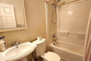 7393 Edsworth Rd, Baltimore, MD 21222 - Photo 5