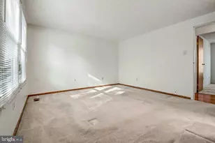 8805 Goldentree Ln, Baltimore, MD 21221 - Photo 19