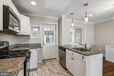 8022 Wallace, Baltimore, MD 21222 - Photo 17