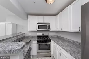 6832 Hayley Ridge Way, Baltimore, MD 21209 - Photo 3