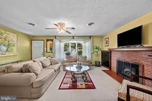 1917 Hillside Dr, Gwynn Oak, MD 21207 - Photo 7