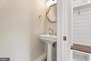 6621 Loch Hill Rd, Baltimore, MD 21239 - Photo 15