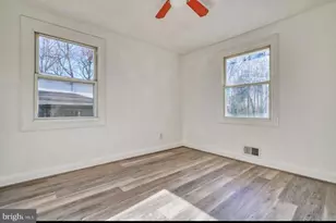 701 Platinum Ave, Essex, MD 21221 - Photo 15