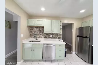258 Green Fern Way, Halethorpe, MD 21227 - Photo 5