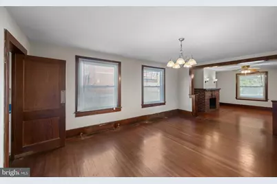 18 E Chatsworth Avenue E, Reisterstown, MD 21136 - Photo 11
