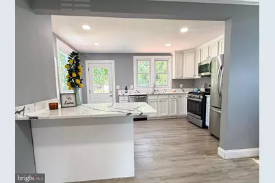 7875 Oakdale Avenue, Rosedale, MD 21237 - Photo 5