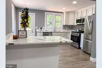 7875 Oakdale Avenue, Rosedale, MD 21237 - Photo 7