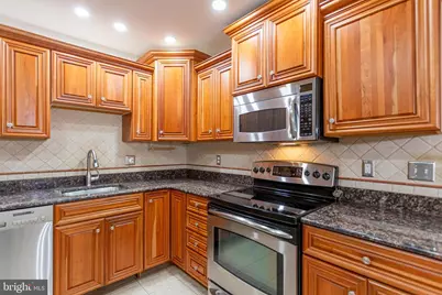 22 Stone Manor #22, Towson, MD 21204 - Photo 11