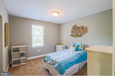 215 Clarendon Avenue, Pikesville, MD 21208 - Photo 37
