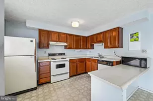 117 Wimbledon Ln, Owings Mills, MD 21117 - Photo 11