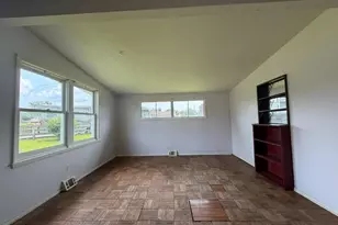 1705 Sunny Ct, Baltimore, MD 21207 - Photo 3