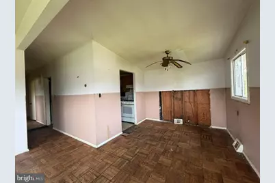 1705 Sunny Court, Baltimore, MD 21207 - Photo 5