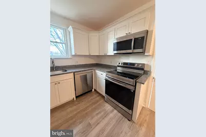 8323 Bear Creek Drive, Baltimore, MD 21222 - Photo 17