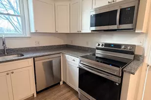 8323 Bear Creek Dr, Baltimore, MD 21222 - Photo 17