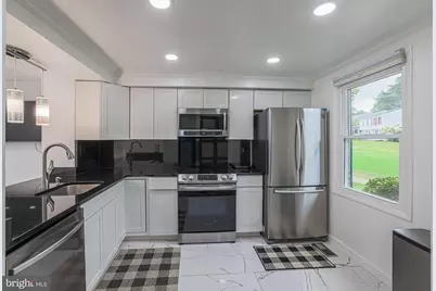 9 Stillwood Circle, Nottingham, MD 21236 - Photo 3