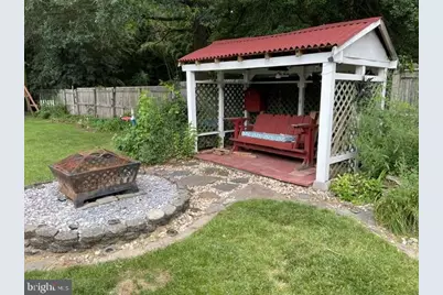230 N Marlyn Avenue, Essex, MD 21221 - Photo 5