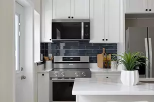 8048 Kavanagh Rd, Baltimore, MD 21222 - Photo 15