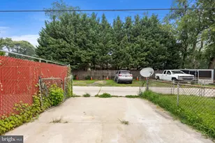 8048 Kavanagh Rd, Baltimore, MD 21222 - Photo 33