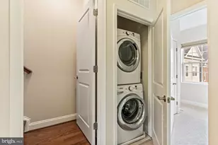 61 Linden Pl, Towson, MD 21286 - Photo 37