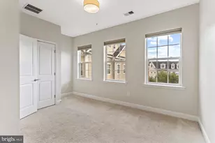 61 Linden Pl, Towson, MD 21286 - Photo 35