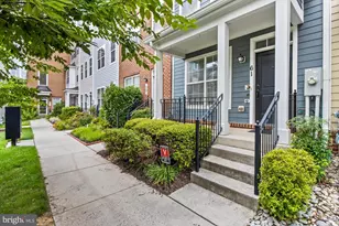 61 Linden Pl, Towson, MD 21286 - Photo 1