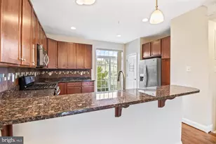 61 Linden Pl, Towson, MD 21286 - Photo 11