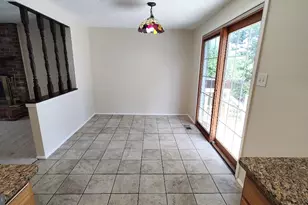 8638 Saxon Cir, Nottingham, MD 21236 - Photo 3