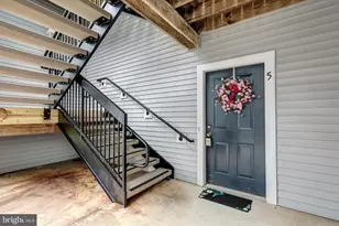 5 Hawk Rise Ln, Owings Mills, MD 21117 - Photo 3